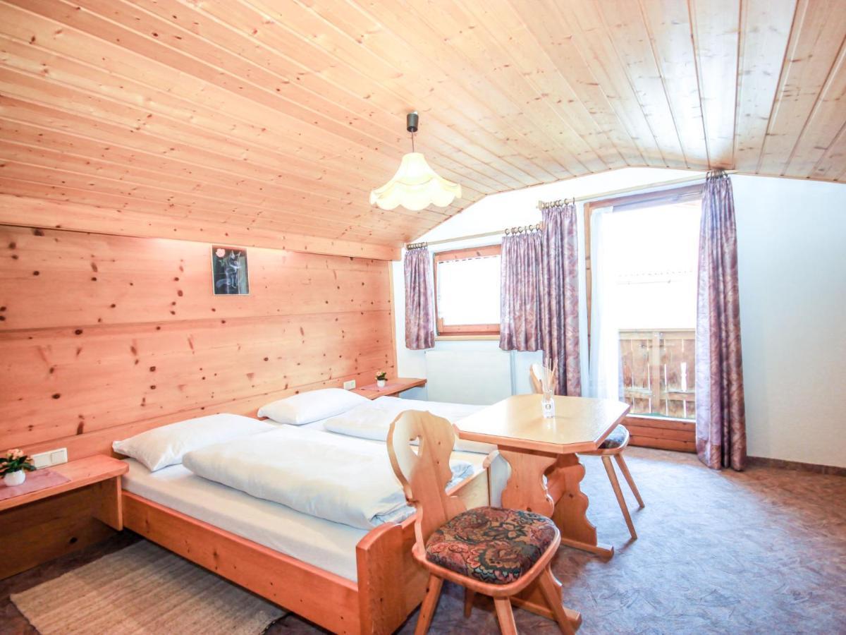 Holiday Home Hoelzl By Interhome Flirsch Luaran gambar