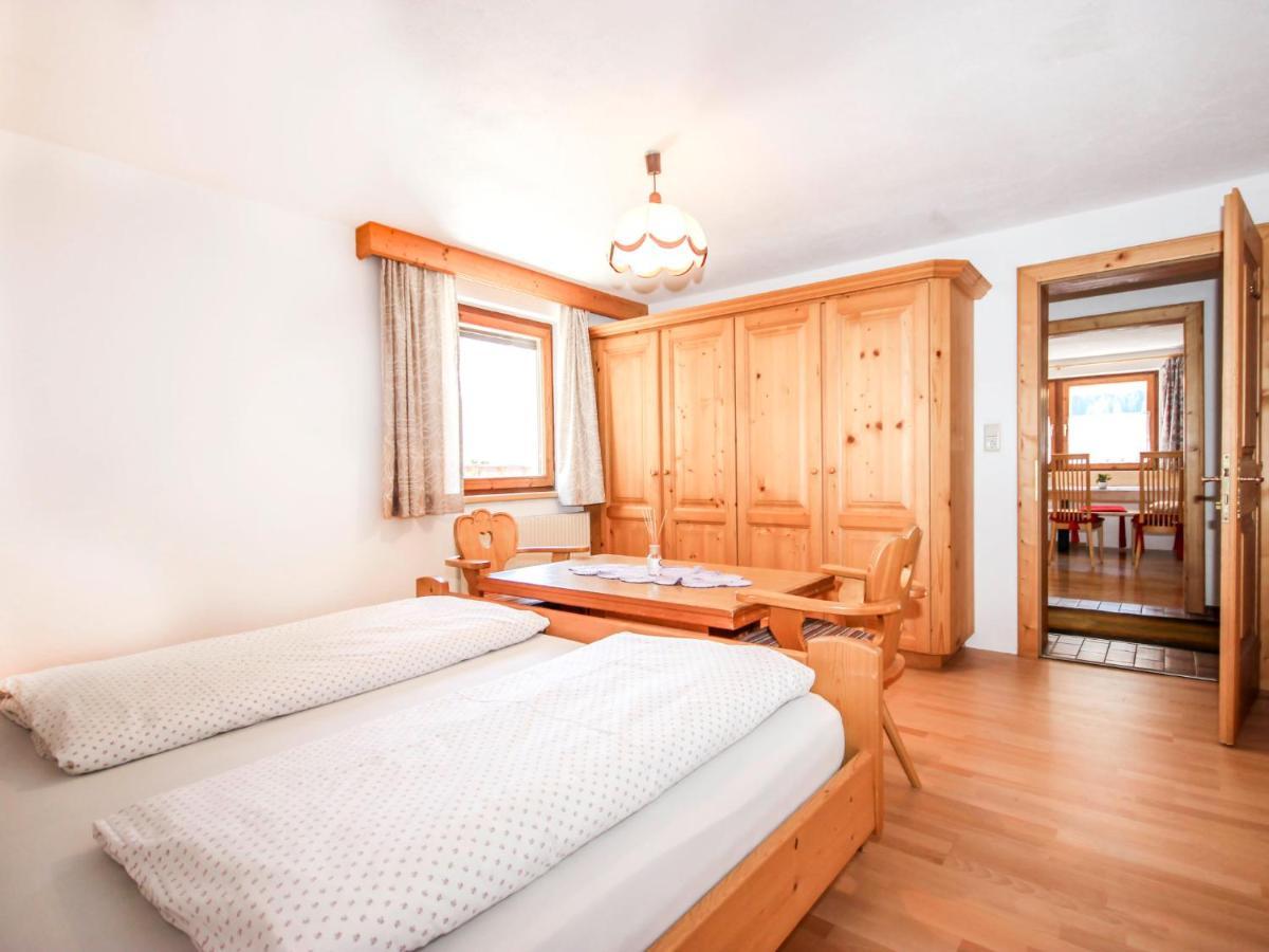Holiday Home Hoelzl By Interhome Flirsch Luaran gambar