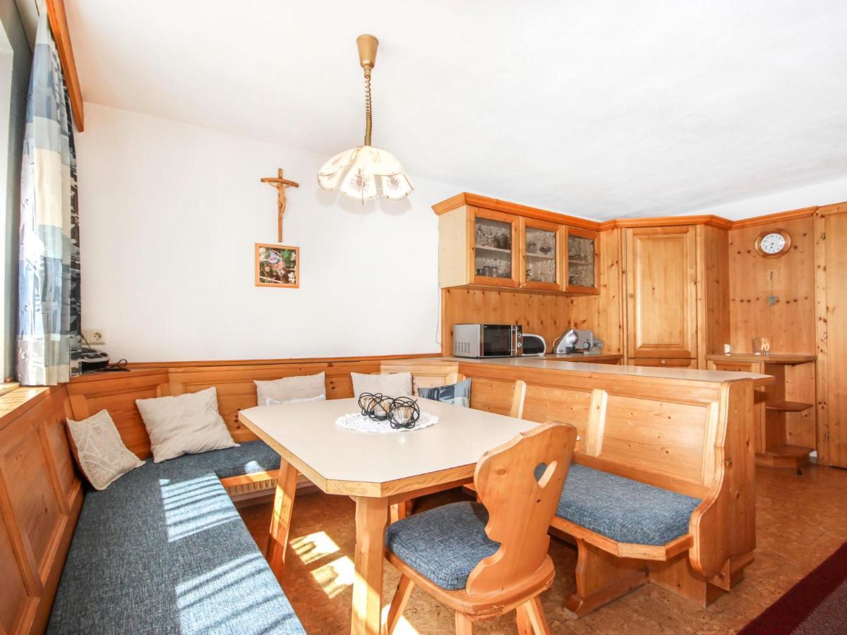 Holiday Home Hoelzl By Interhome Flirsch Luaran gambar
